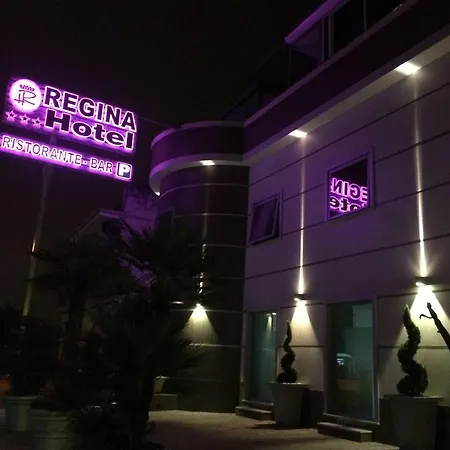 מלון Regina קאסרטה