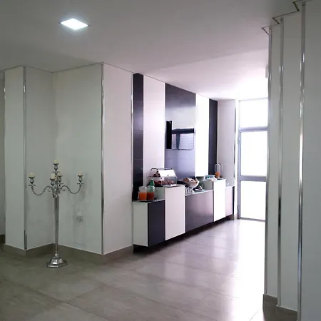 מלון Regina קאסרטה