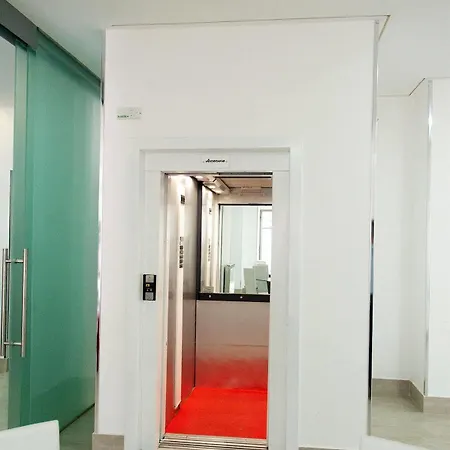 Regina Hotel